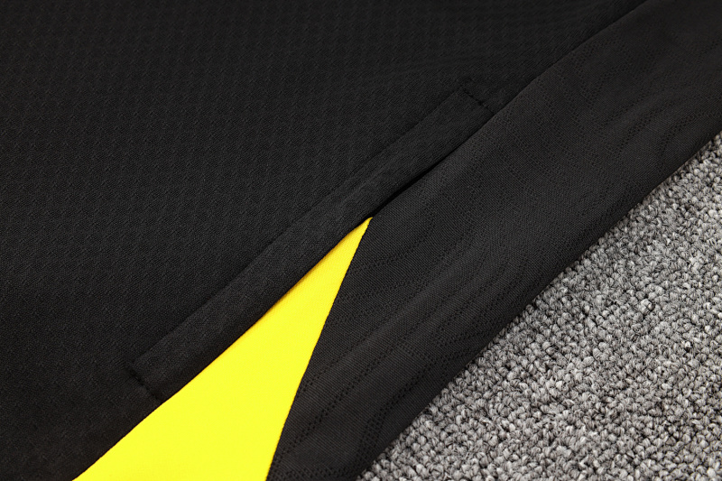 Borussia Dortmund Tuta Borussia Dortmund 24/25 10