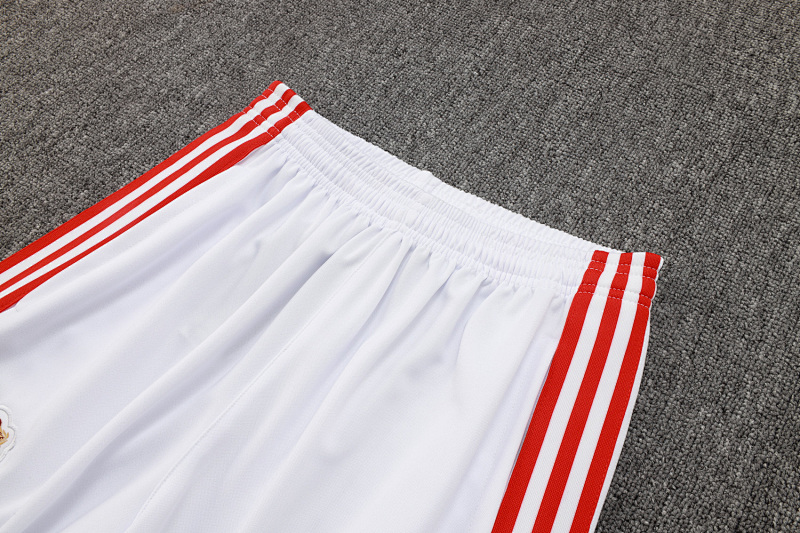 Bayern Munich Tuta Bayern Munich 25/26 bianca 8 12