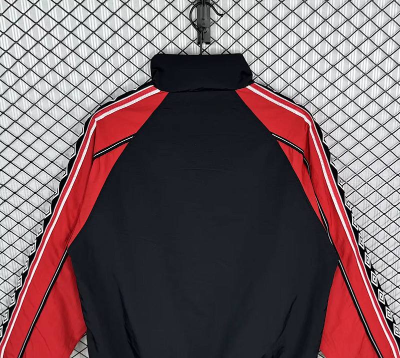Manchester United 98/99 Manchester United Black Red Windbreaker 3