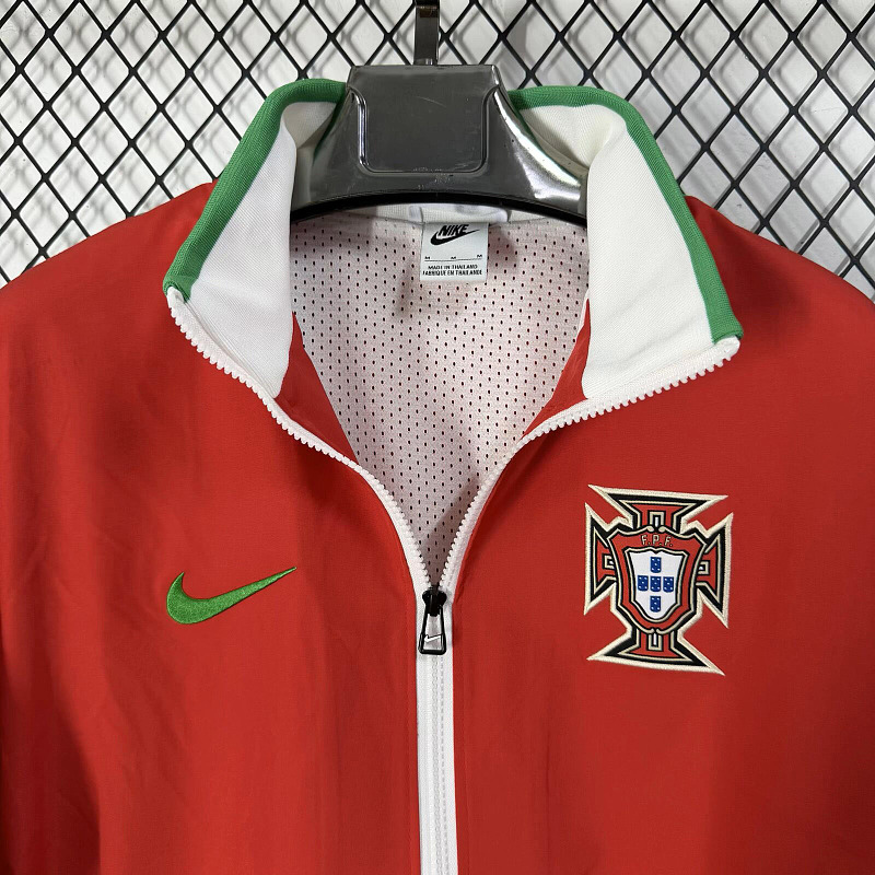 Portogallo 2010-12 Portugal Red Retro Windbreaker 5