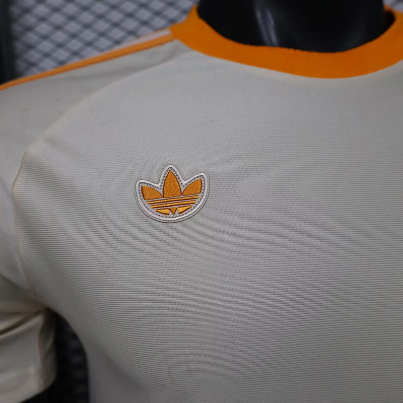 Bayern Munich 25/26 Bayern Munich Originals Beige 3