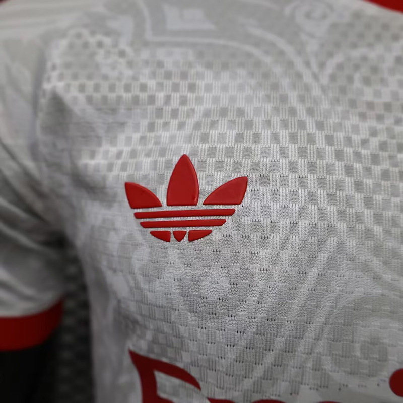 Benfica 26/27 Benfica Away Player 3