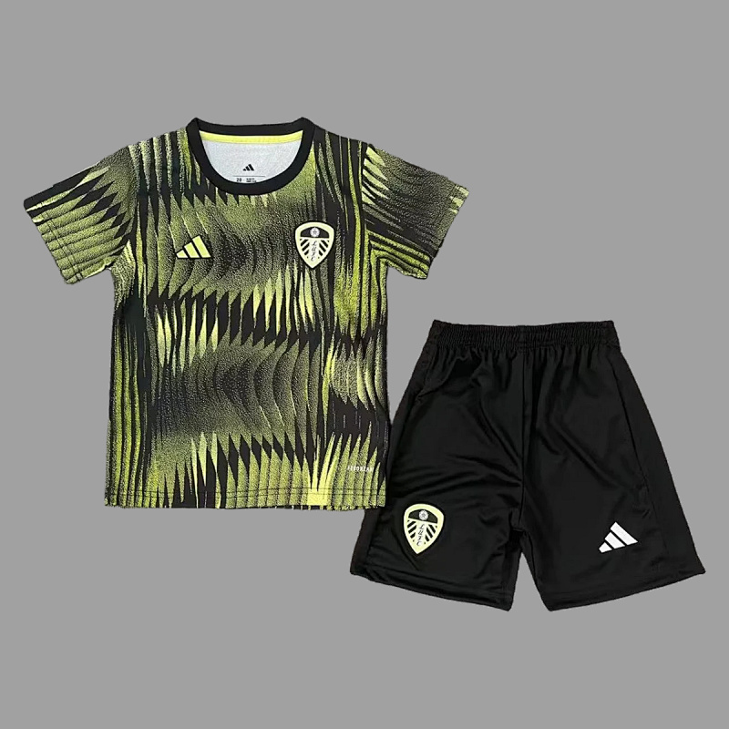Leeds United 25/26 Leeds United Pre-Match Kids Jersey Size 16-28