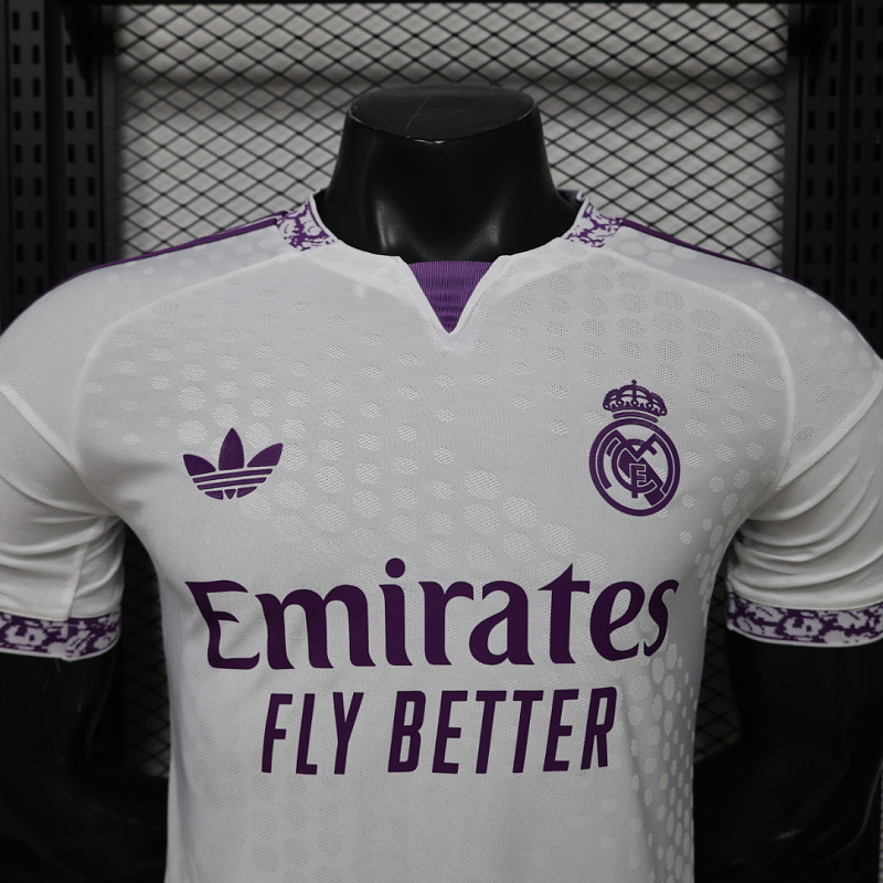 Real Madrid 26/27 Real Madrid Trefoil White Purple Player 7