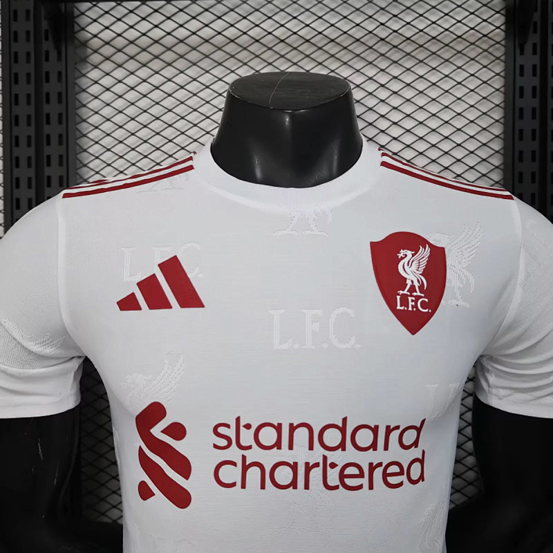Liverpool 25/26 Liverpool Special White Long Sleeve Player 6
