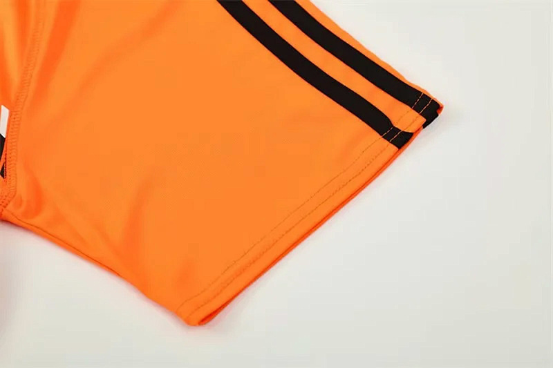 Real Madrid 13/14 Real Madrid Organge Training Retro 2