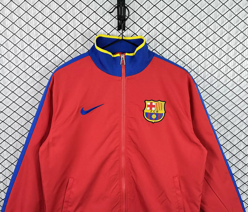 Barcelona 10/11 Barcelona Red Windbreaker 2