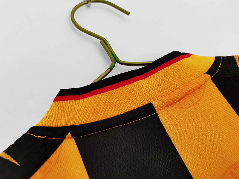 Kaizer Chiefs 98/99 Kaizer Chiefs Home Retro 3