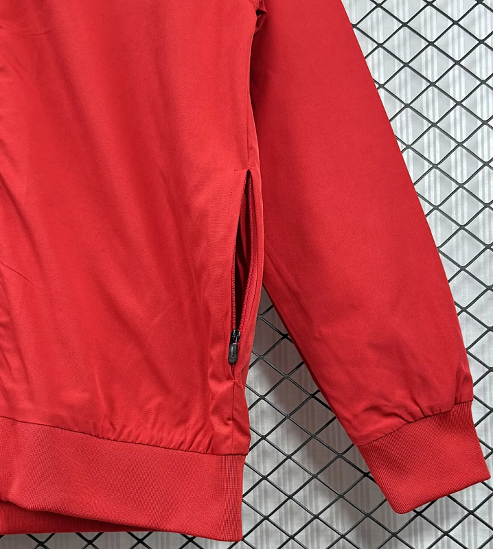 Liverpool 04/05 Liverpool Champion Final Red Windbreaker 5