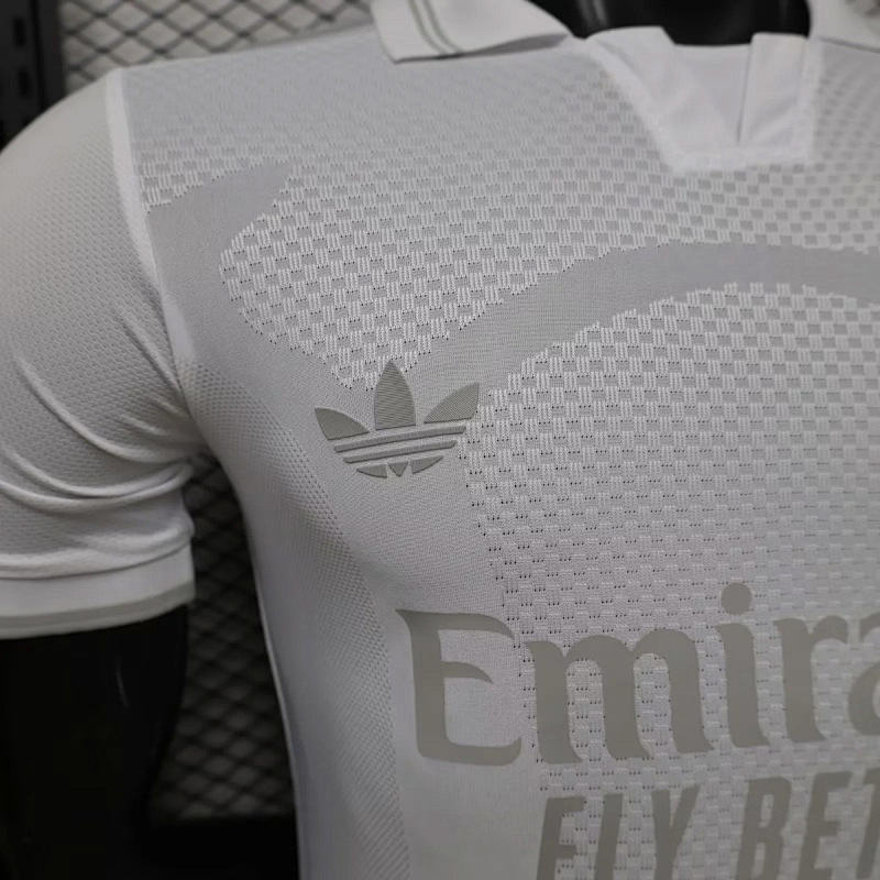Real Madrid 26/27 Real Madrid 125 Years Anniversary White Player 3