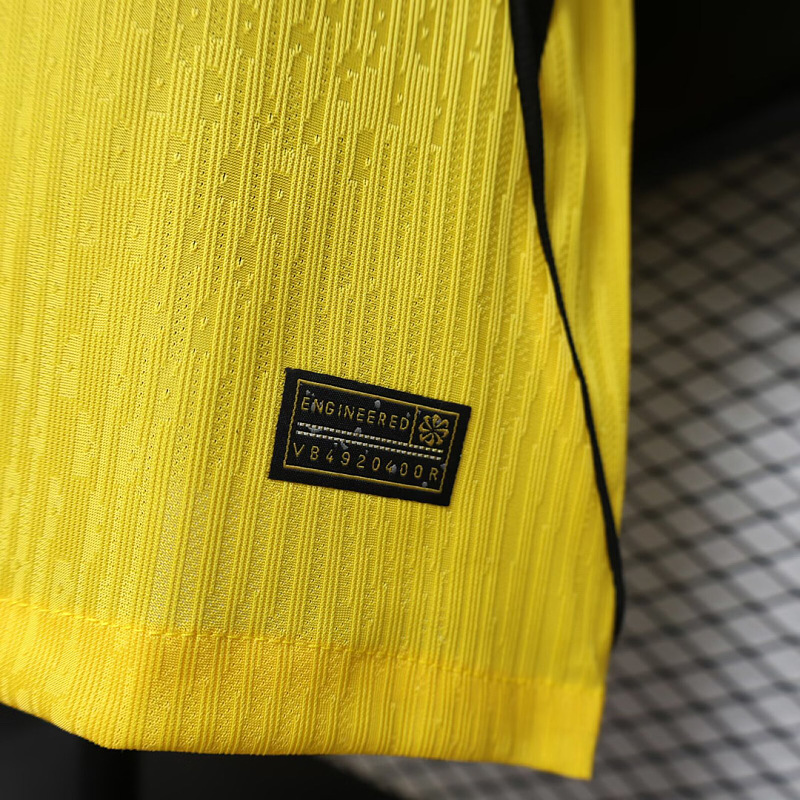 Chelsea 26/27 Chelsea Training Player Yellow 3