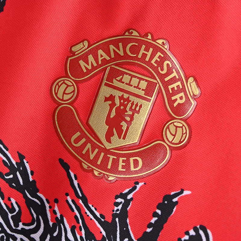 Manchester United 19/20 Manchester United China Red Dragon Retro 4