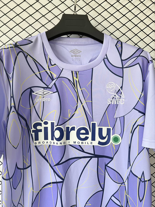 Sheffield Wednesday 26/27 Sheffield Wednesday Goalkeeper Away 3