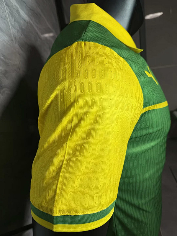 Nazionale Togo Green Player 6