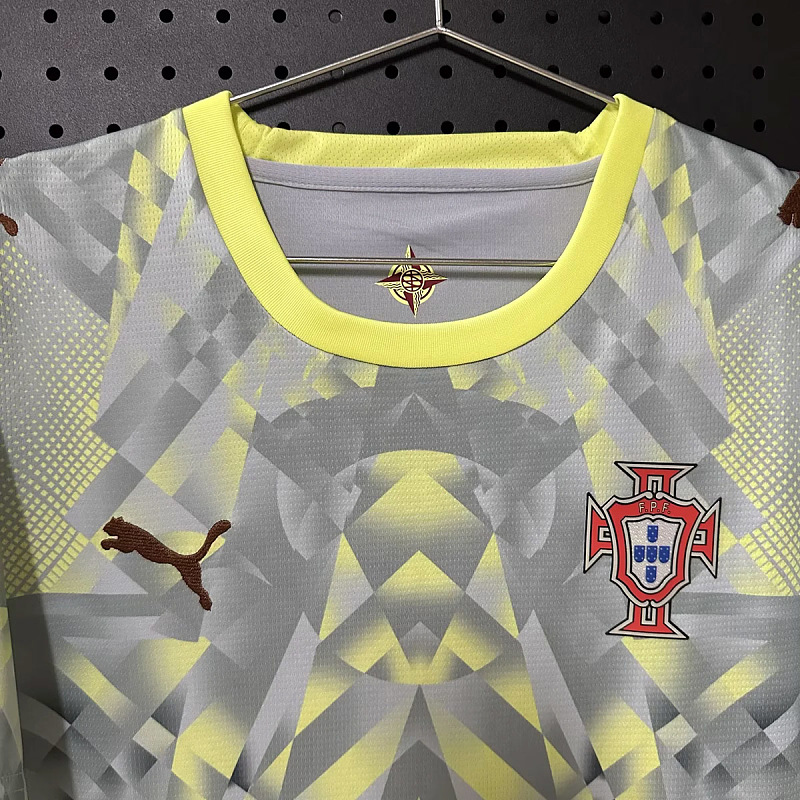 Portogallo Portugal Goalkeeper 2 4