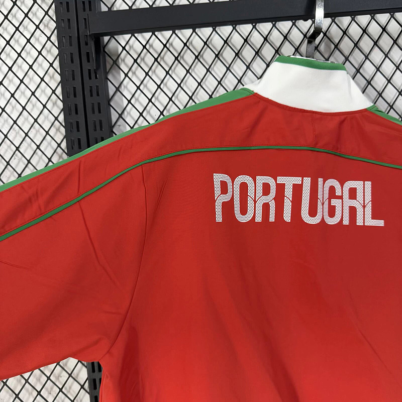 Portogallo 2010-12 Portugal Red Retro Windbreaker 4