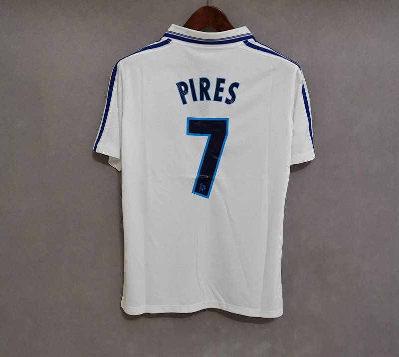 Marseille 99-00 Marseille home 4