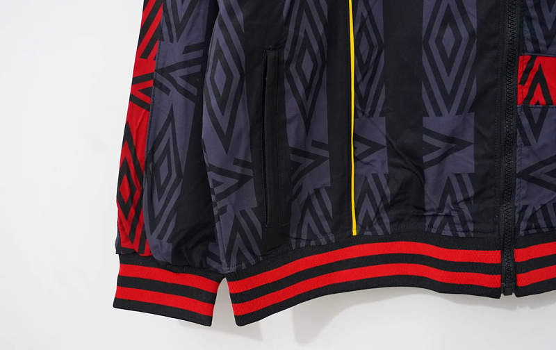 Manchester United 93/95 Manchester United Black Red Windbreaker 8