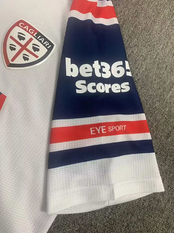 Cagliari 26/27 Cagliari Away 5