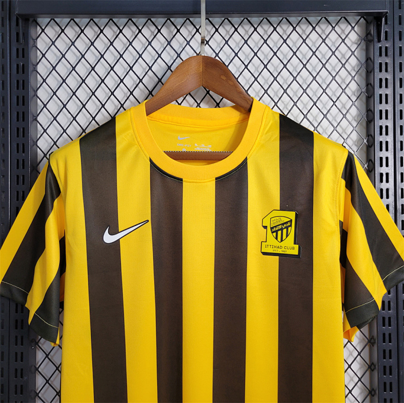 22-23 Itihad 22-23 Itihad home 5