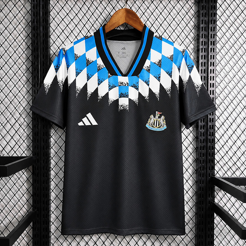 Newcastle 26/27 Newcastle United Black Retro