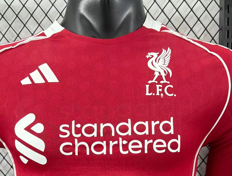 Liverpool 25/26 Liverpool Home Long Sleeve Player 4