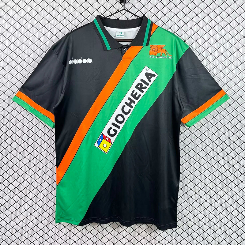 Venezia Soccer 92/93 Venezia Home Retro