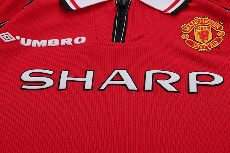 Manchester United 98/99 Manchester United Home Kids Long Sleeve Retro Size 16-28 6