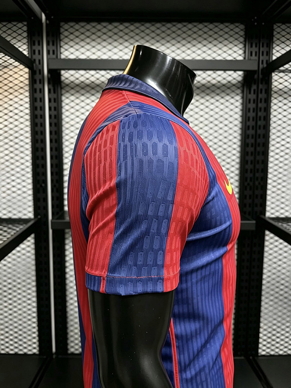 Barcelona 03/04 Barcelona Olivia Rodrigo Player 3