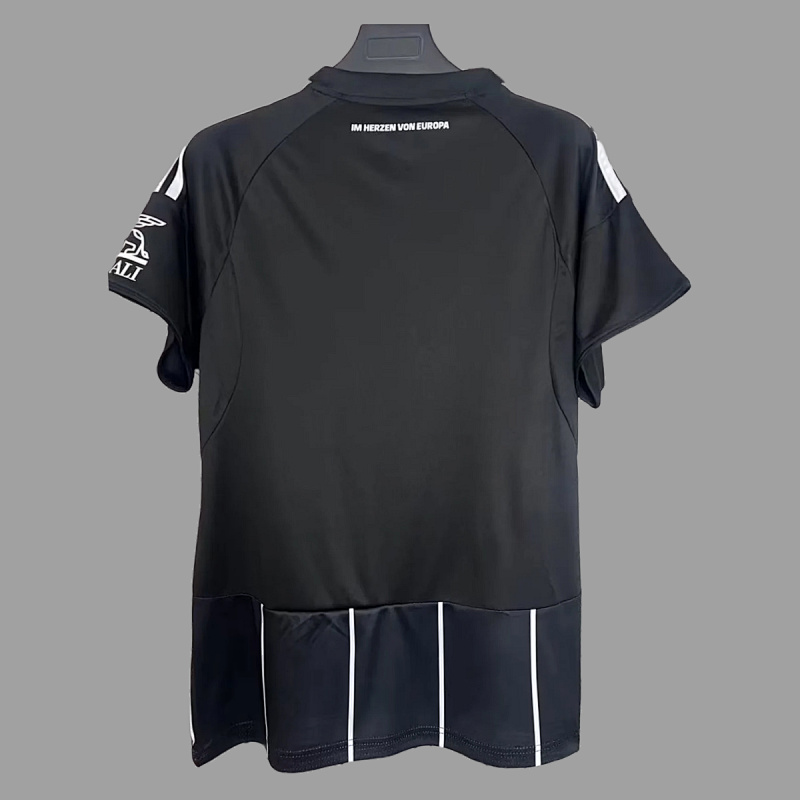 Eintracht Frankfurt 25/26 Frankfurt Champions League 4