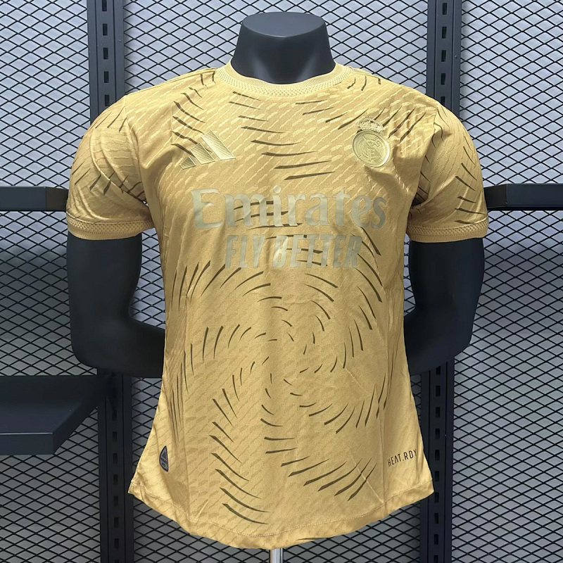 Real Madrid 25/26 Real Madrid Gold Special Player