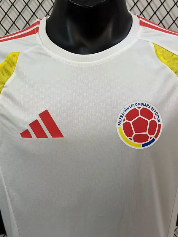 Colombia Colombia White Training Player 2