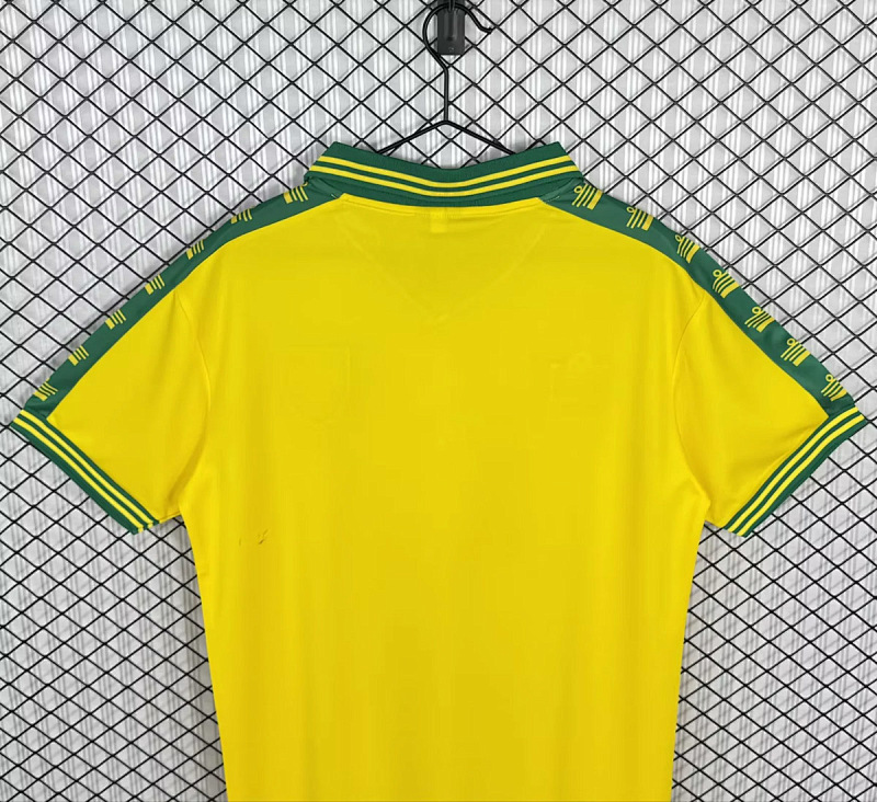 Norwich City 76/81 Norwich City Home Retro 2