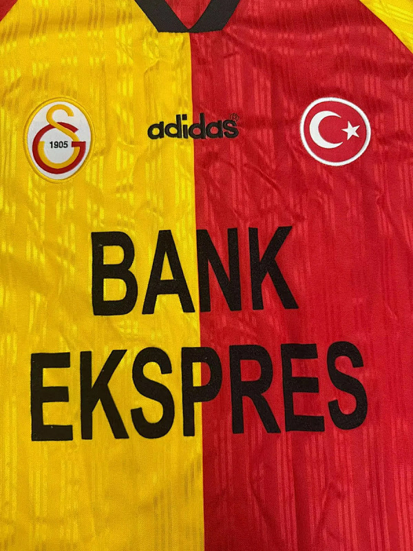 Galatasaray Soccer 97/98 Galatasaray Home Retro 3