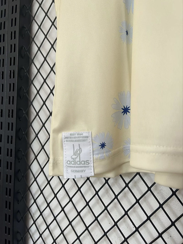 Germania Germany Special Version Cream 3