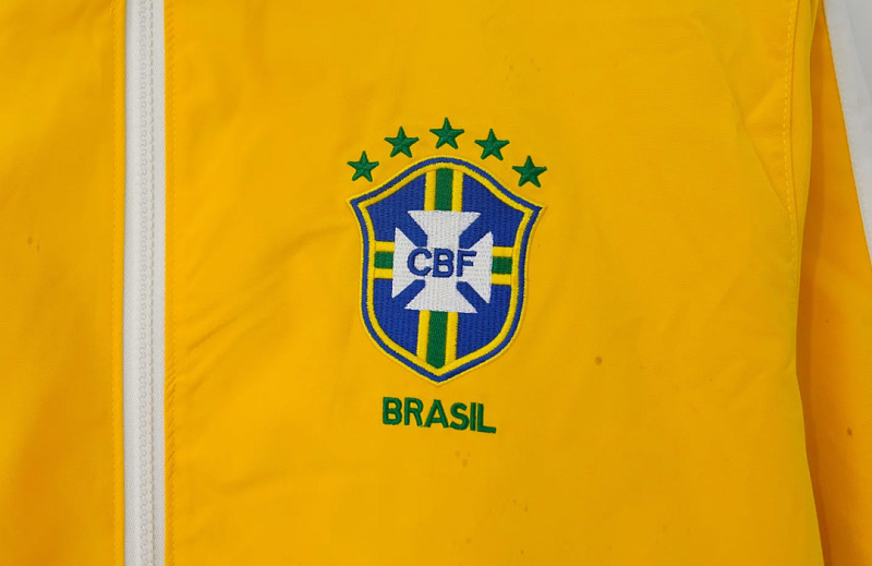 Brasile 10/11 Brazil Home Yellow Green Windbreaker 4