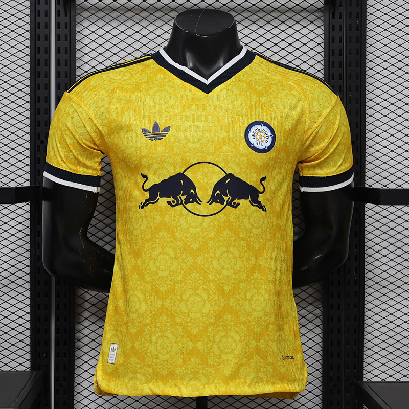 Leeds United 26/27 Leeds United Away Player