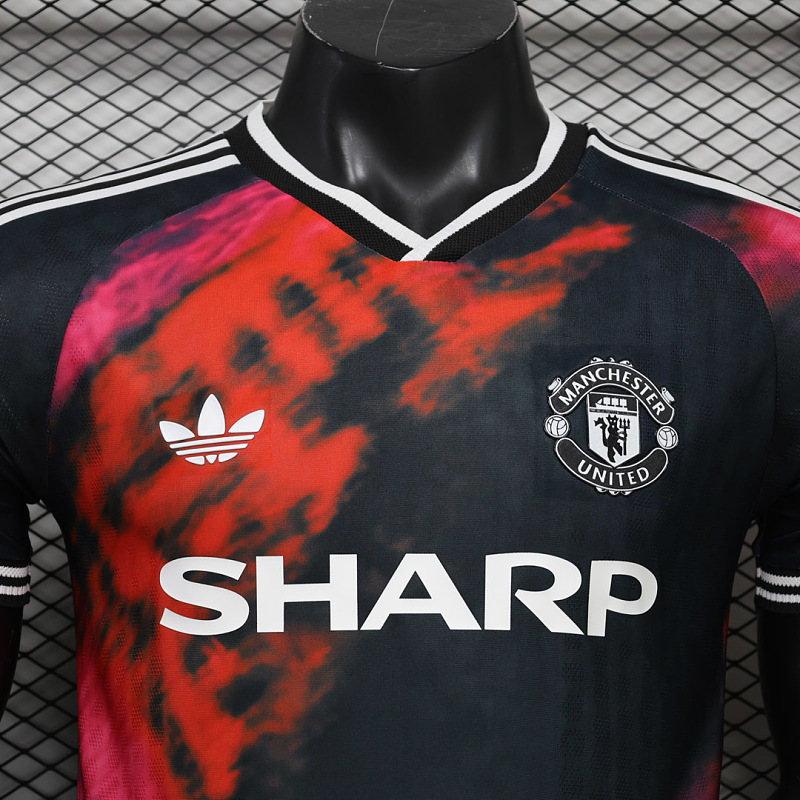 Manchester United 26/27 Manchester United Special Player Vibrant Red and Black 7