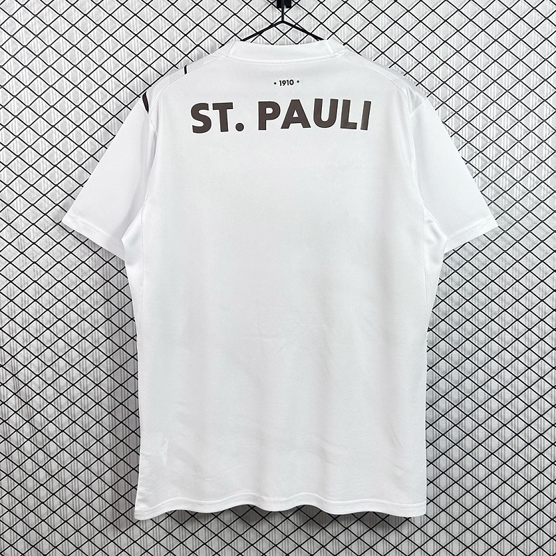 St. Pauli 26/27 St. Pauli Away 4