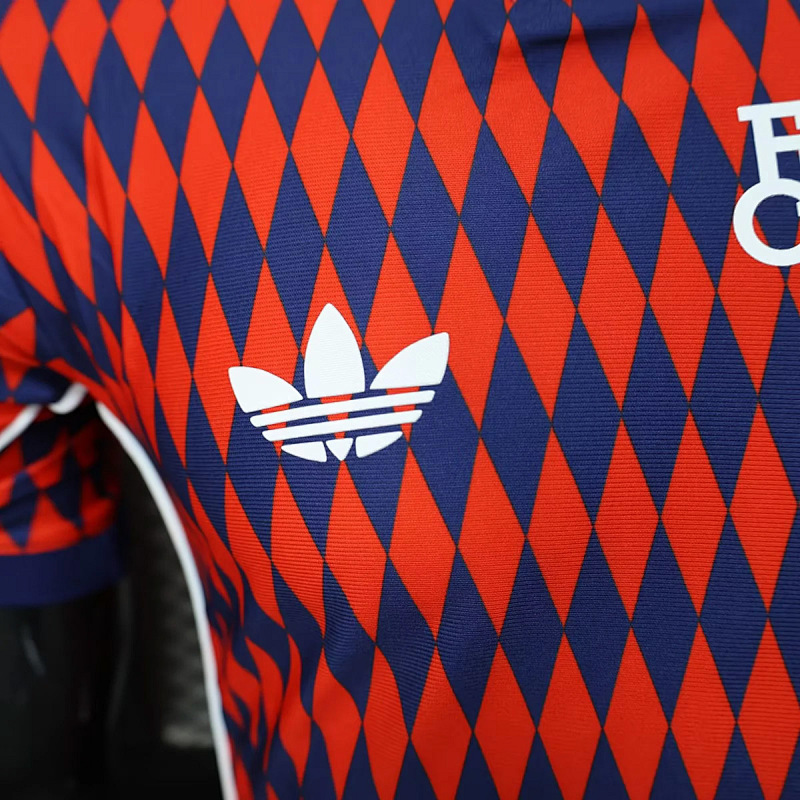 Bayern Munich 25/26 Bayern Munich Special Red Blue Player 8