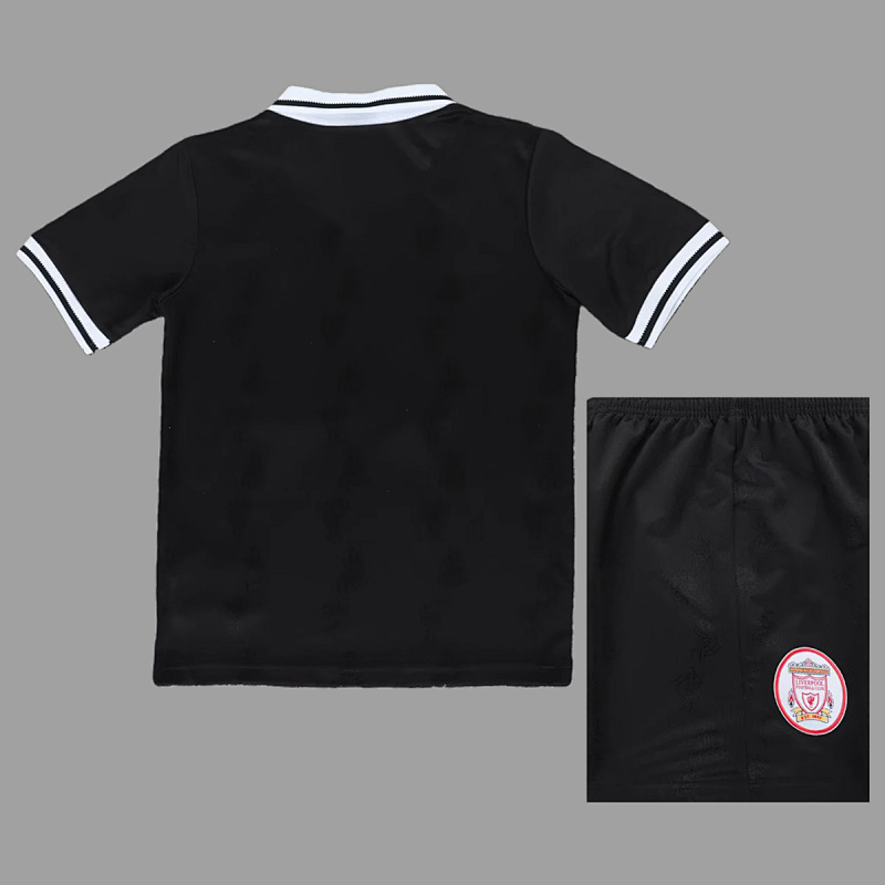 Liverpool 96/97 Liverpool Black Kids Retro Size 16-28 11