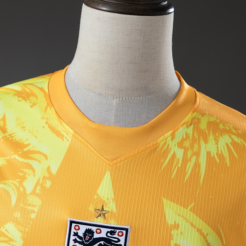 Inghilterra England Goalkeeper 4 2