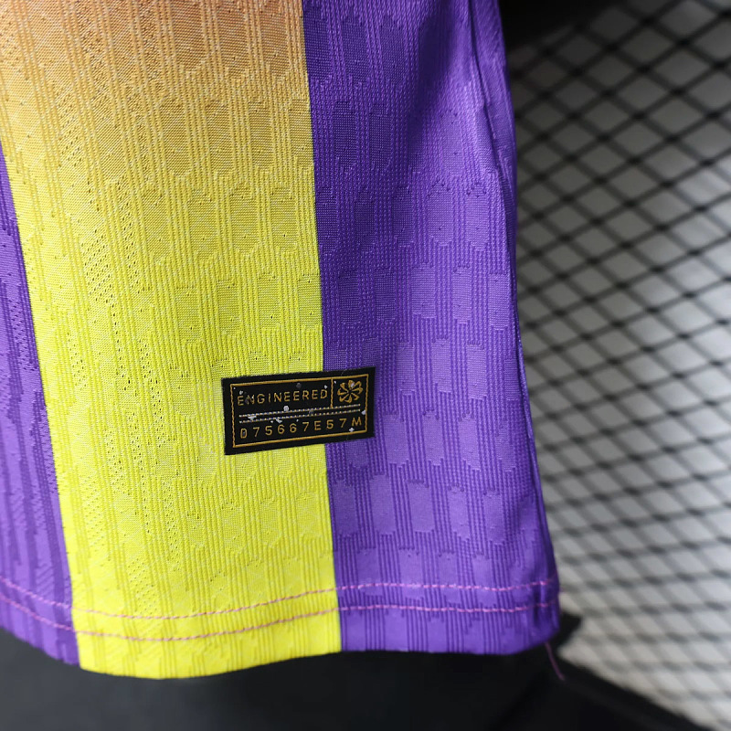 Barcelona 25/26 Barcelona Vivid Purple Noble Red Midwest Gold Special Player 7