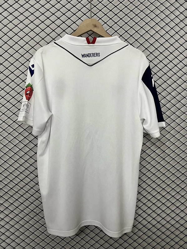 Bolton Wanderers 26/27 Bolton Wanderers Home 4
