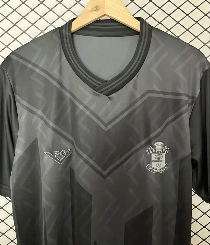 Southampton Blackout 93/95 Southampton Blackout Throwback Retro 2