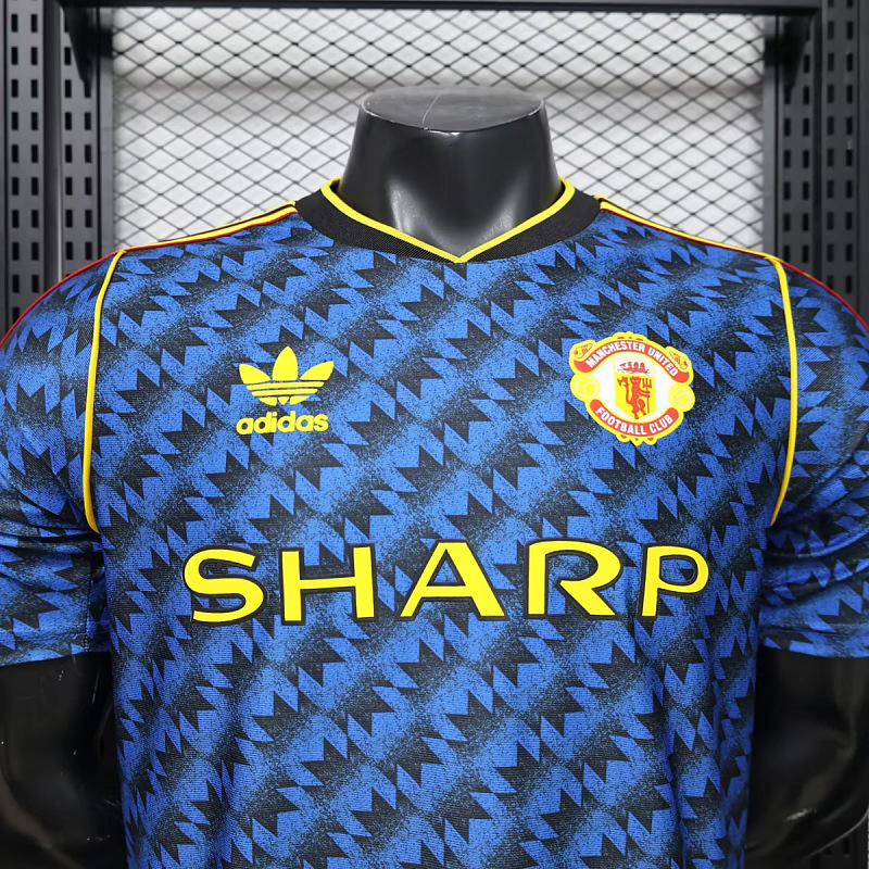 Manchester United 25/26 Manchester United Vintage-Style 90/92 Dark Blue Player 2