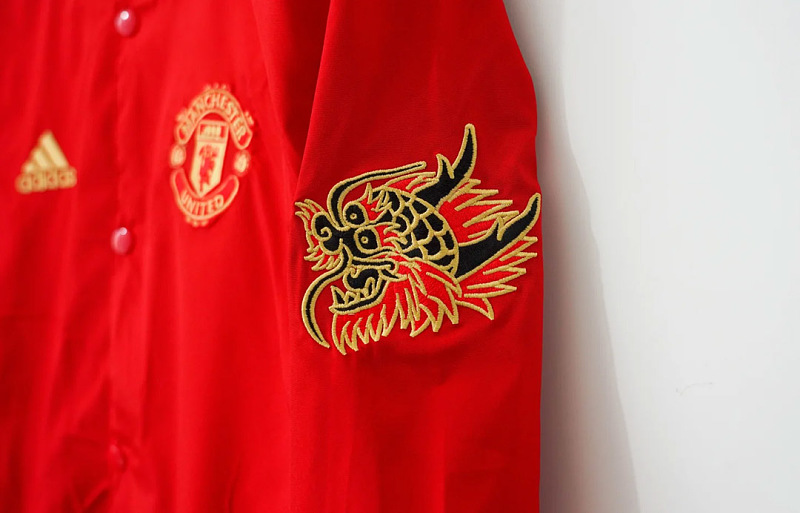 Manchester United 19/20 Manchester United Red Windbreaker 6
