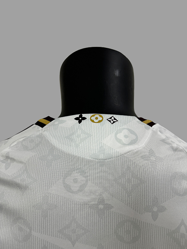 Real Madrid 24/25 Real Madrid × LV White 2