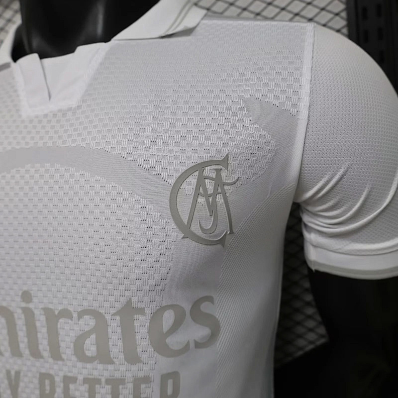 Real Madrid 26/27 Real Madrid 125 Years Anniversary White Player 4