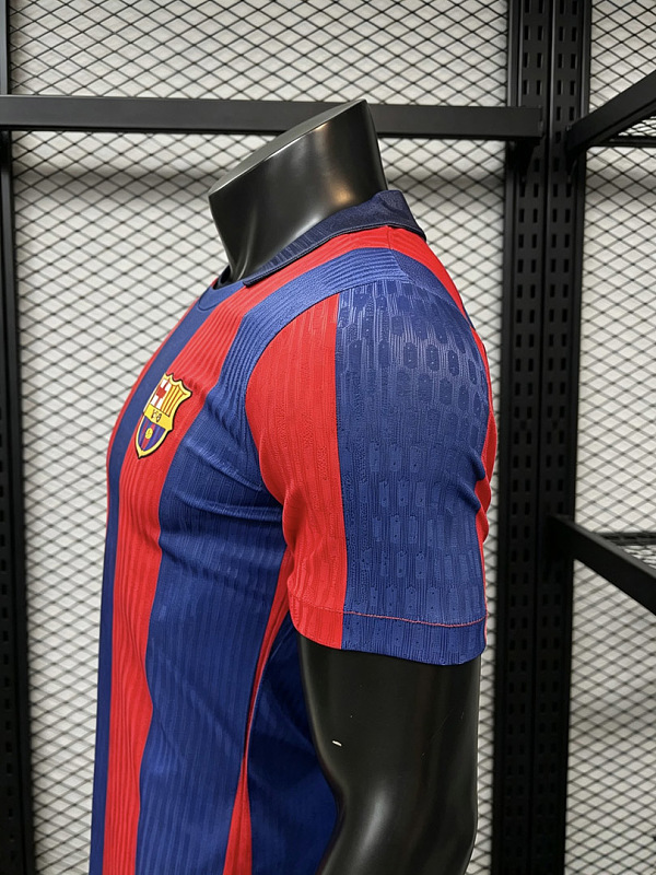 Barcelona 03/04 Barcelona Olivia Rodrigo Player 2